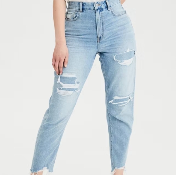 American Eagle Curvy Mom Jeans size 2 - Picture 1 of 9